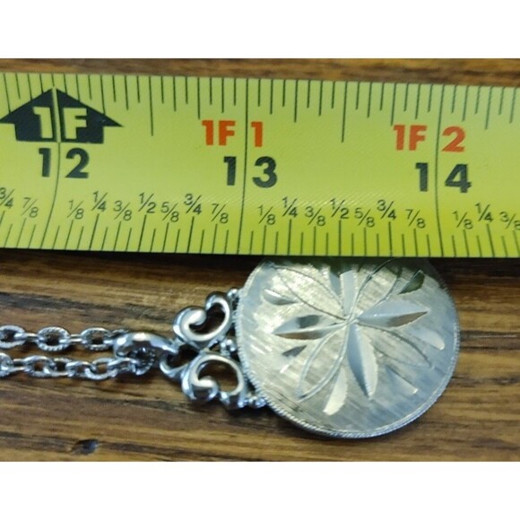 Norse Viking Rune Vegvisir Compass Pendant Necklace Stainless Steel Oval Link Ch - Picture 2 of 5